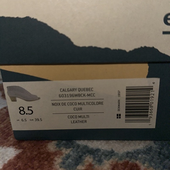EARTH CALGARY QUEBEC LEATHER HEEL SZ 8.5 M 39.5 EU 🌸🐝 - Picture 10 of 10